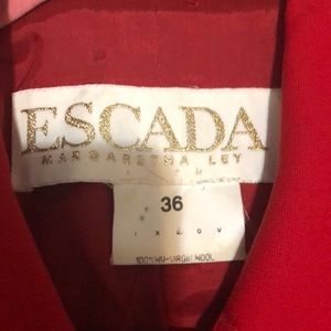 Escada classic blazer size 36